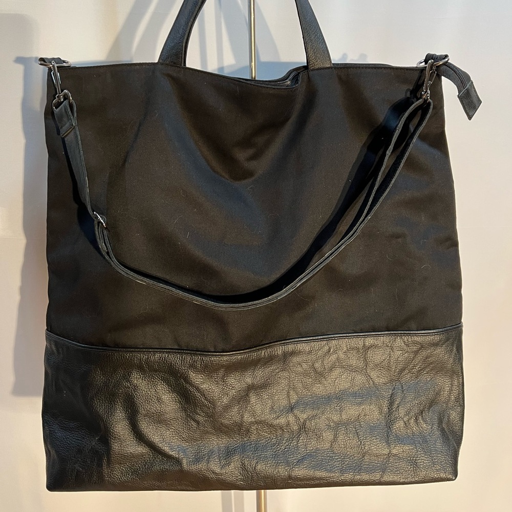 Large leather / cotton messenger bag by Chronicles of Never.